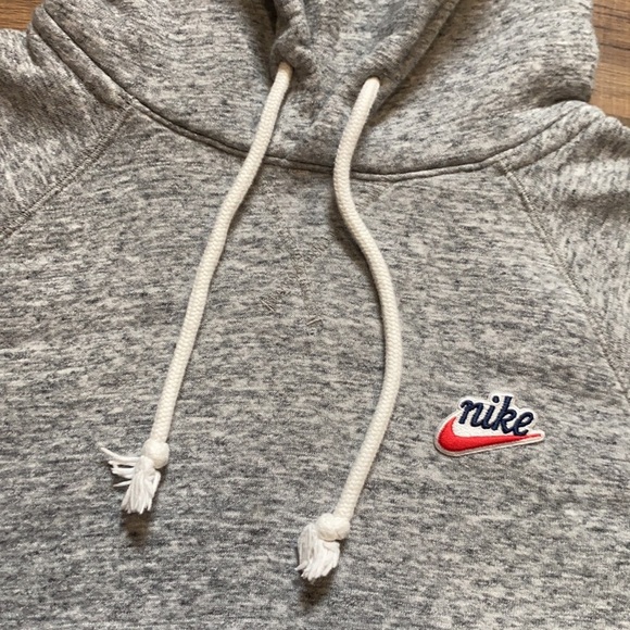 Nike hoodie - Picture 3 of 4